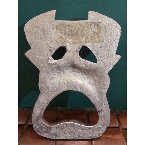 Vintage Mid Century Cast Aluminum Tragedy Mask Wall Plaque 6.75"x5.75"x1" - Picture 3 of 3